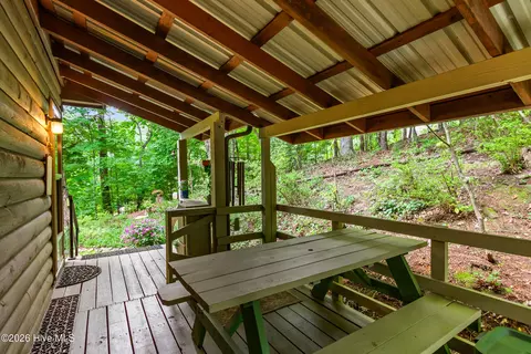 Exterior - 317 W Hills Dr, Murphy, NC 28906 photo 4 of 23