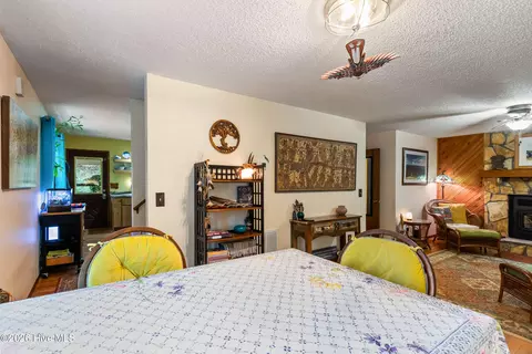 Dining - 317 W Hills Dr, Murphy, NC 28906 photo 3 of 4
