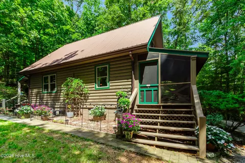 Exterior - 317 W Hills Dr, Murphy, NC 28906 photo 22 of 23