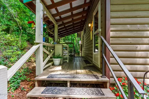 Exterior - 317 W Hills Dr, Murphy, NC 28906 photo 3 of 23