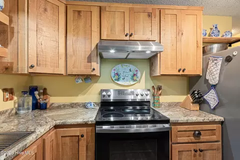Kitchen - 317 W Hills Dr, Murphy, NC 28906 photo 2 of 2
