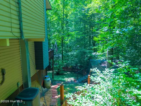 Exterior - 1410 Village Rd, Murphy, NC 28906 photo 14 of 22