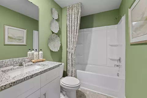 Bath - 605 Hillock Ct, Evans, GA 30809 photo 6 of 6
