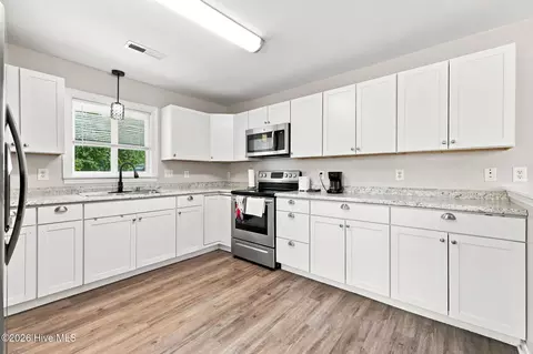 Kitchen - 89 Crown Point Rd, Hubert, NC 28539 photo 1 of 6