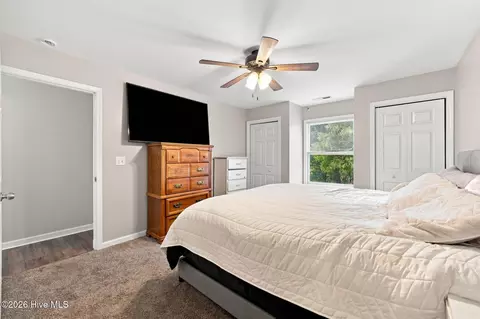 Bedroom - 89 Crown Point Rd, Hubert, NC 28539 photo 4 of 8