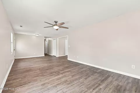 Living - 89 Crown Point Rd, Hubert, NC 28539 photo 5 of 5