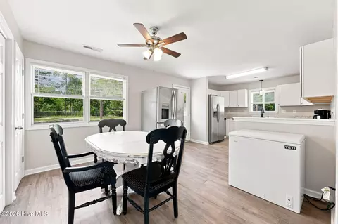 Dining - 89 Crown Point Rd, Hubert, NC 28539 photo 1 of 2