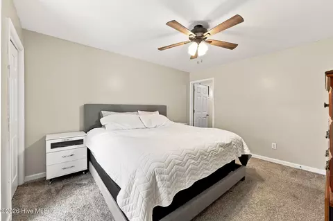 Bedroom - 89 Crown Point Rd, Hubert, NC 28539 photo 2 of 8