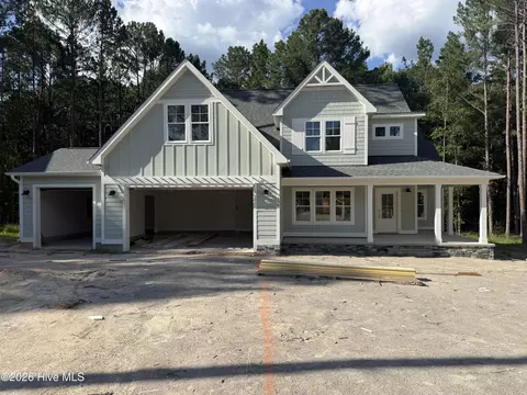 598 Belcroft Dr, Carthage, NC 28327