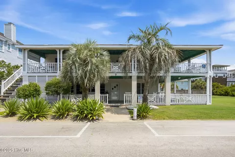 5 Augusta St, Wrightsville Beach, NC 28480