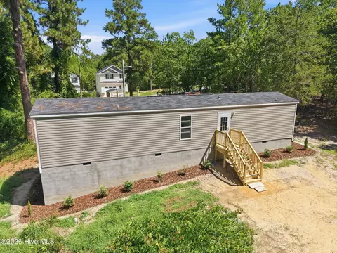 Exterior - 485 Spring Lake Rd, Pinehurst, NC 28374 photo 1 of 7