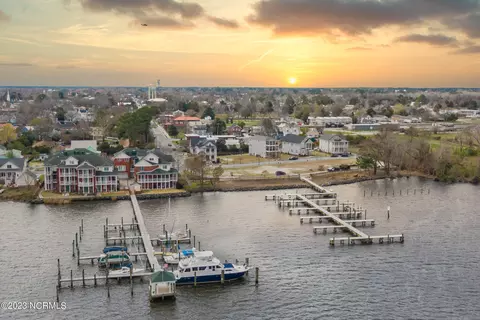 805 E Front St, New Bern, NC 28560 photo 8