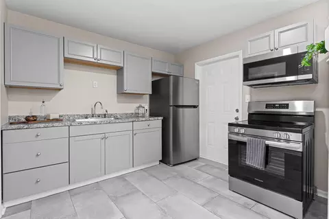 Kitchen - 1426 Springview Dr, Augusta, GA 30909 photo 1 of 2