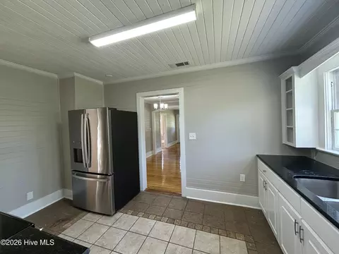 Kitchen - 135 E Trippe St, Harlem, GA 30814 photo 2 of 3