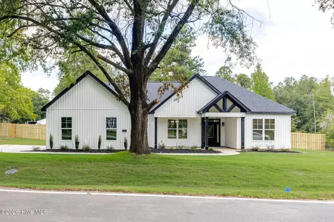 1621 Pine Ridge Dr N, Hephzibah, GA 30815