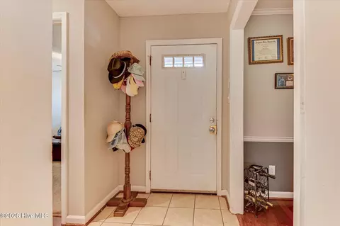 Entry Way - 4135 Kemper Ct, Evans, GA 30809 photo 1 of 2
