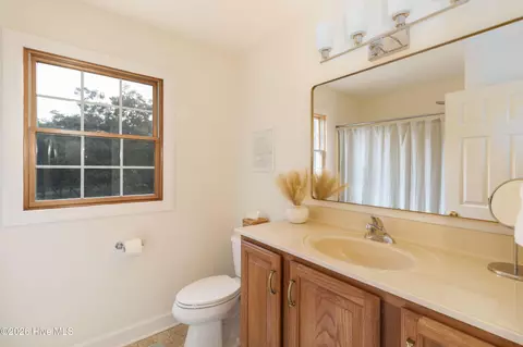 Bath - 159 Hickory Fork Rd, Edenton, NC 27932 photo 4 of 4
