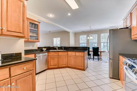 Kitchen - 335 Barnsley Dr, Evans, GA 30809 photo 6 of 6