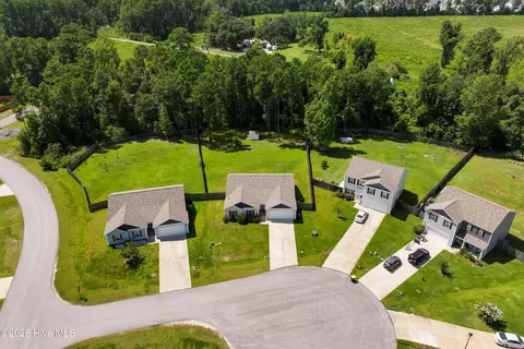 View/Area - 19 Evian Ct, Hampstead, NC 28443 photo 3 of 12
