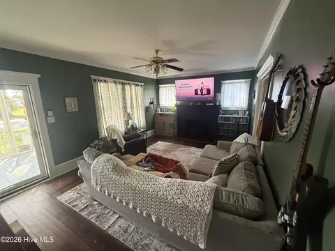 Living - 136 Maple St, Brunswick, NC 28424 photo 1 of 1