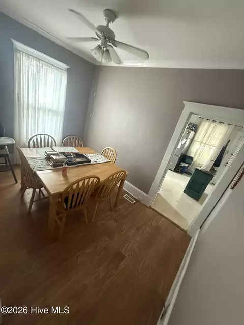 Dining - 136 Maple St, Brunswick, NC 28424 photo 1 of 1