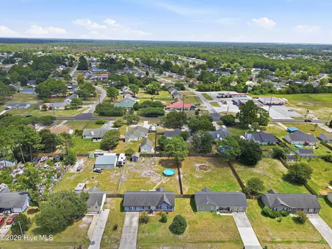 View/Area - 215 S Ginger Dr, Hubert, NC 28539 photo 1 of 2