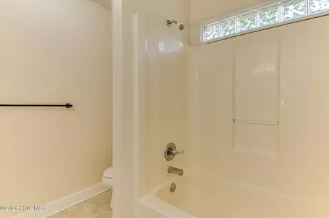 Bath - 4016 Hidden Haven Ct, Augusta, GA 30909 photo 2 of 4