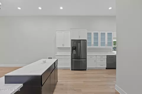 Kitchen - 107 Patton Ln, Hampstead, NC 28443 photo 7 of 10