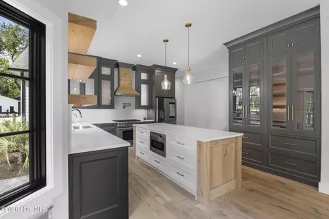 Kitchen - 107 Patton Ln, Hampstead, NC 28443 photo 3 of 10