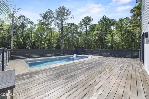 Exterior - 107 Patton Ln, Hampstead, NC 28443 photo 5 of 20