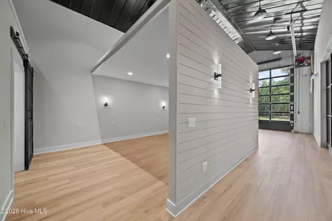 Entry Way - 107 Patton Ln, Hampstead, NC 28443 photo 6 of 6