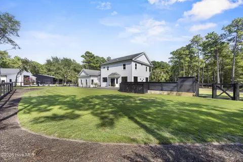 Exterior - 107 Patton Ln, Hampstead, NC 28443 photo 11 of 20