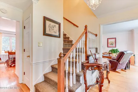 Entry Way - 4594 Ashbrook Ct, Martinez, GA 30907 photo 4 of 5