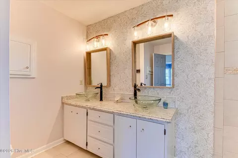 Bath - 4594 Ashbrook Ct, Martinez, GA 30907 photo 4 of 7