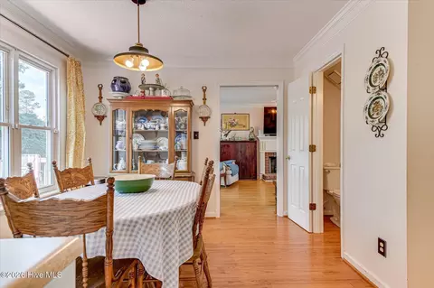 Dining - 4594 Ashbrook Ct, Martinez, GA 30907 photo 3 of 5