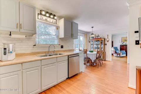 Kitchen - 4594 Ashbrook Ct, Martinez, GA 30907 photo 3 of 6