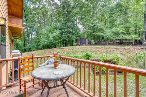 Exterior - 2592 Caney Creek Rd, Murphy, NC 28906 photo 6 of 16