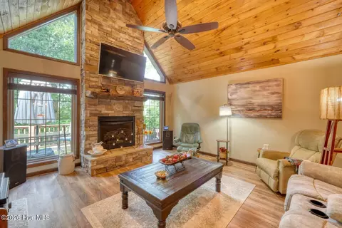 Living - 2592 Caney Creek Rd, Murphy, NC 28906 photo 1 of 3