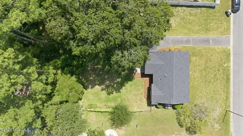 View/Area - 614 E 6th St, Washington, NC 27889 photo 1 of 8
