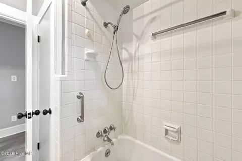 Bath - 614 E 6th St, Washington, NC 27889 photo 2 of 3