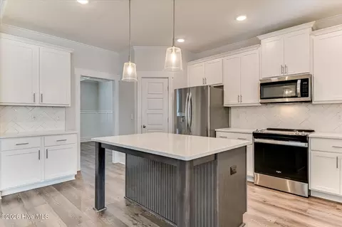 Kitchen - 3542 Hilltop Trl, Evans, GA 30809 photo 2 of 6