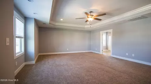 Living - 279 E Ivybridge Dr, Hubert, NC 28539 photo 2 of 2