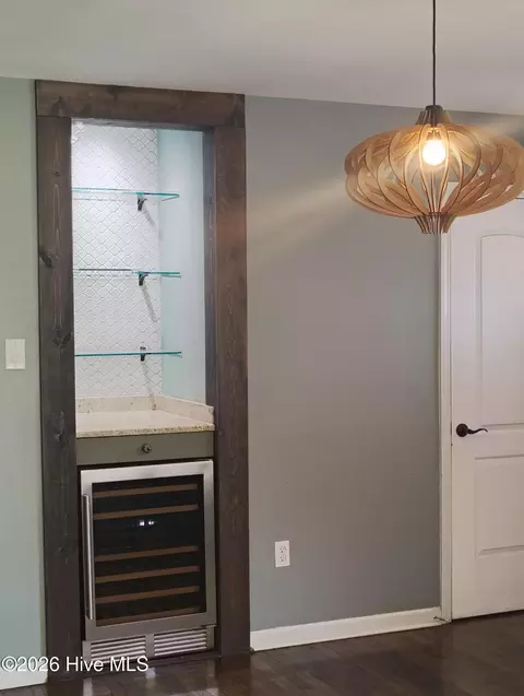 Dining - 558 Elm St, Fair Bluff, NC 28439 photo 3 of 3