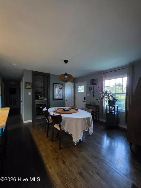 Dining - 558 Elm St, Fair Bluff, NC 28439 photo 1 of 3