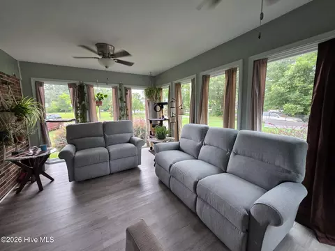Exterior - 558 Elm St, Fair Bluff, NC 28439 photo 3 of 3