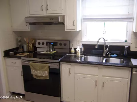 Kitchen - 110 Mallard Ln, Pinehurst, NC 28374 photo 1 of 3