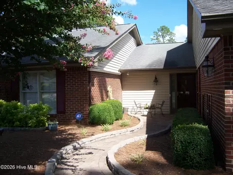 Exterior - 110 Mallard Ln, Pinehurst, NC 28374 photo 2 of 8