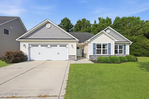 419 Patriots Point Ln, Swansboro, NC 28584