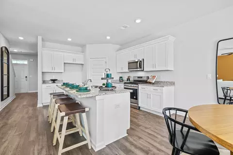 Kitchen - 602 Hillock Ct, Evans, GA 30809 photo 4 of 8