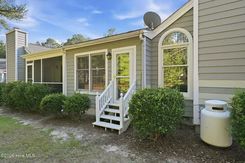 Exterior - 2302 Wentworth Cir, Pinehurst, NC 28374 photo 9 of 10